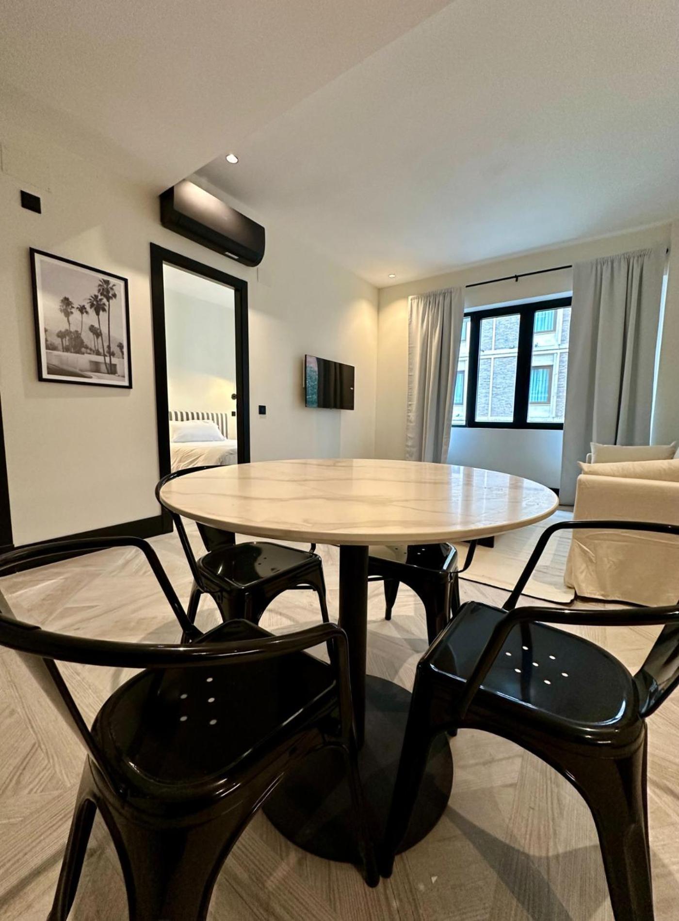 Fancy Apt Para 4Px En La Plaza Del Carmen-Gran Via E2 Madrid Buitenkant foto